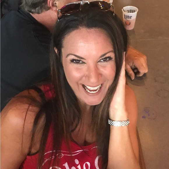 Meet your Posher, Shannon - Picture 3 of 8